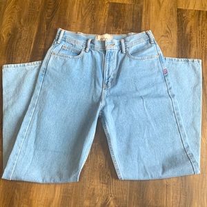 NWOT BDG Light Wash Skate Fit Jeans